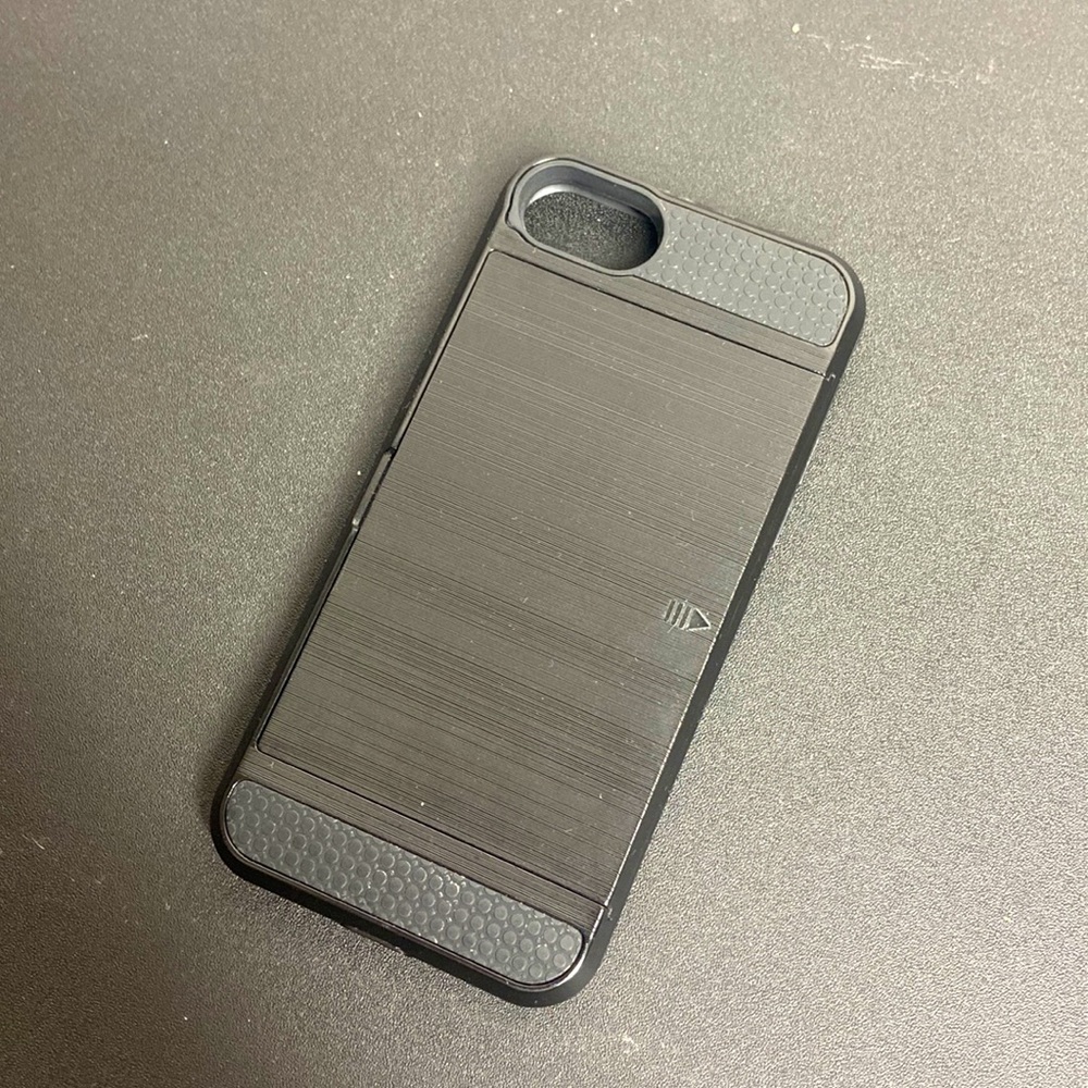 Black iPhone 6 case w/ slide put card holder